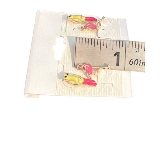 2 Pair Bird Stud Earrings Flamingo Parrot Gold Tone Enamel Pink Yellow .75" NEW - Picture 5 of 5